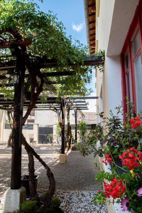 Hotel & Gastronomie - La Table De L'Europe Villeréal Zewnętrze zdjęcie