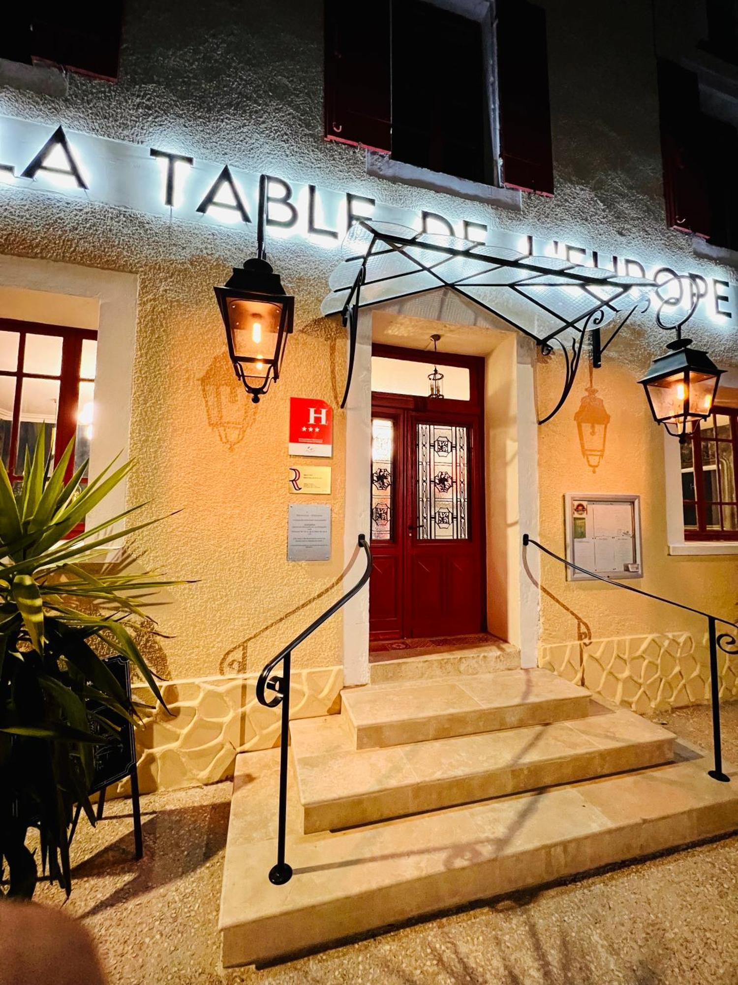 Hotel & Gastronomie - La Table De L'Europe Villeréal Zewnętrze zdjęcie